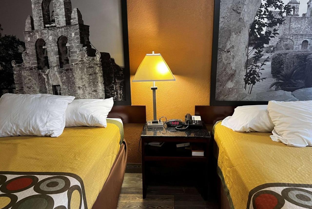 Express Inn Katy Kültér fotó